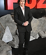 143.jpg